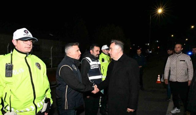 Ağrı Emniyet Müdürü Önder, KYK yurtlarında gece güvenlik tedbirlerini denetledi