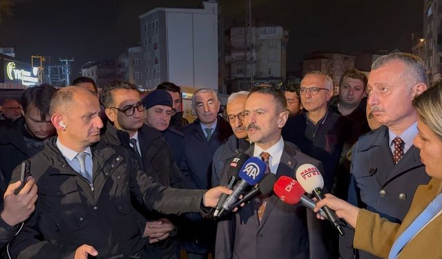 Aynı bölgede kolonu çatlayan bina tahliye edildi