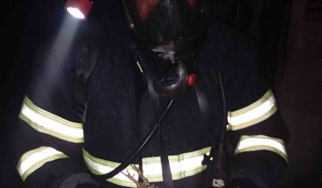 Balıkesir’de 5 bin piliç yangında telef oldu