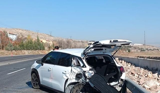 Çankırı’da ambulansla otomobil çarpıştı: 1 yaralı