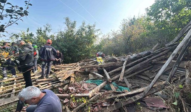 Düzce’de ahşap yapı çöktü: 1 ölü