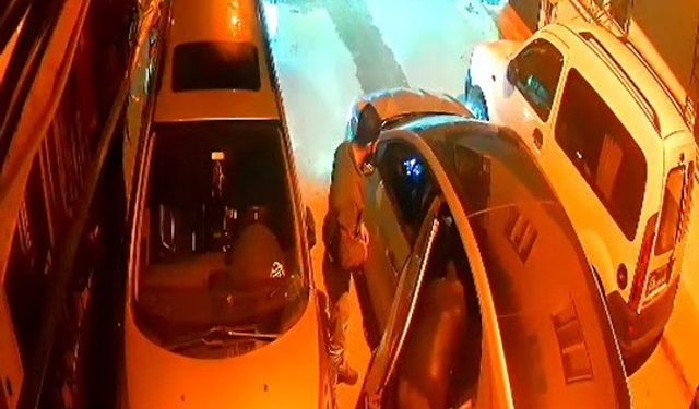 Gece yarısı bebeklerin uykusunu havai fişeklerle böldüler