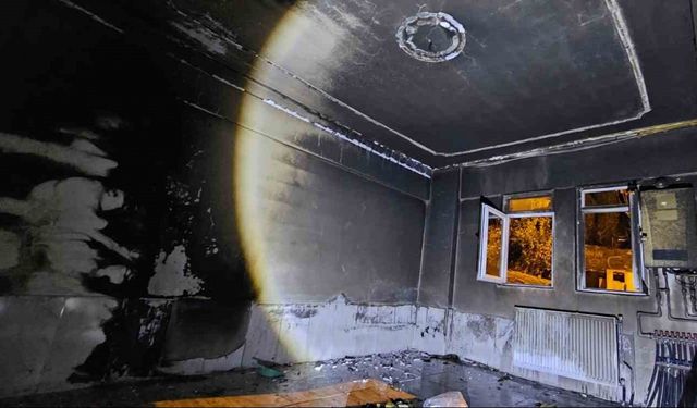 Hakkari’de korkutan yangın