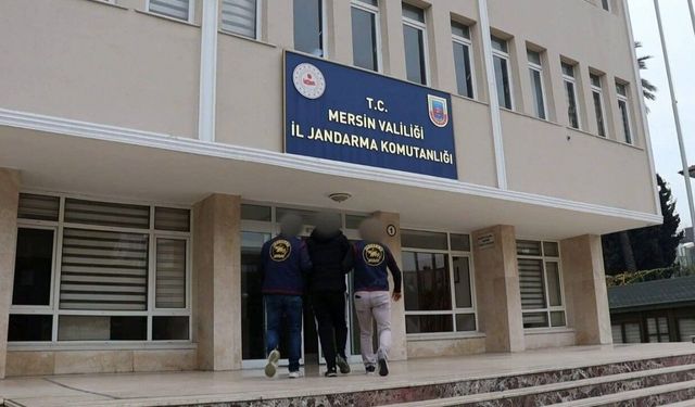 Kendilerini MİT görevlisi tanıtan telefon dolandırıcıları jandarma ekiplerince yakalandı