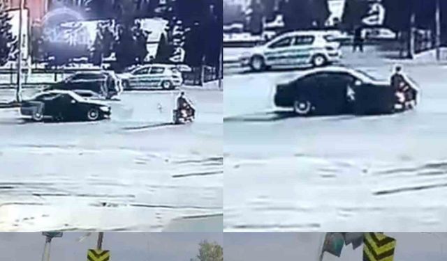 Kırmızı ışıkta geçen otomobil, motosiklete çarptı: O anlar kamerada