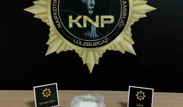 Lüleburgaz’da motosikletli şahıslardan uyuşturucu çıktı