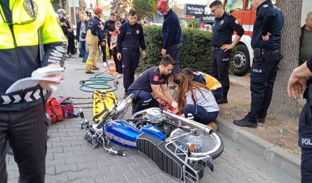 Motosiklet kazasında yaralının sıkışan ayağını itfaiye kurtardı