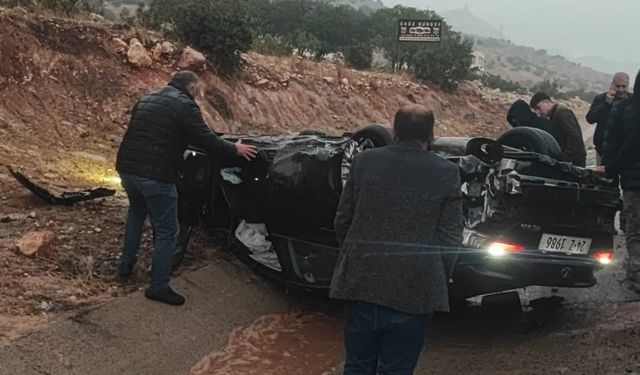 Şırnak’ta otomobil takla attı: 2 yaralı
