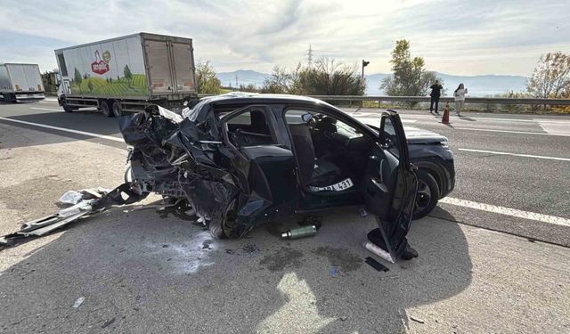 TEM’de feci kaza: 1 ölü, 4 yaralı