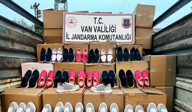 Van’da piyasa değeri yaklaşık 1 milyon 250 bin TL kaçak eşya ve malzeme ele geçirildi