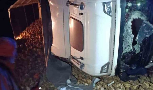 Yozgat’ta kontrolden çıkan tır devrildi: 1 ölü