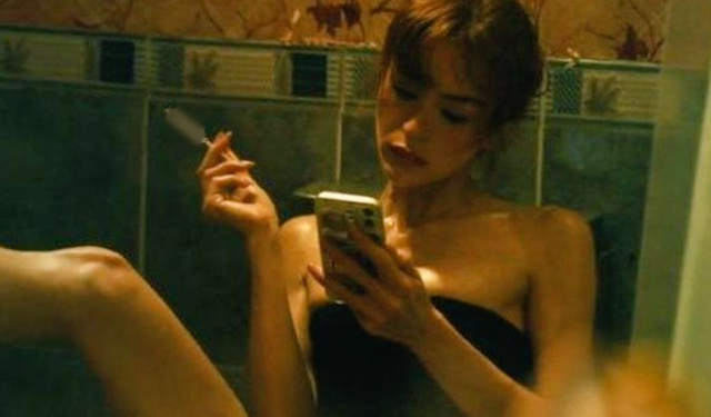 Asena Keskinci'nin iddialı sahneleri...