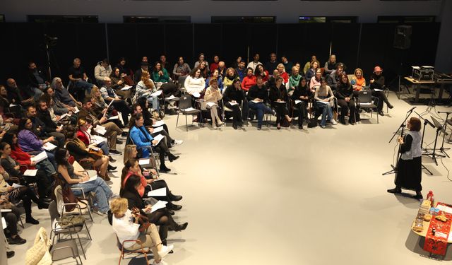 Nilüfer'de yeni yılın kokusu lezzeti ve müziği konuşuldu