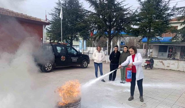 Babaeski’de aile sağlık merkezlerinde yangın eğitimi verildi