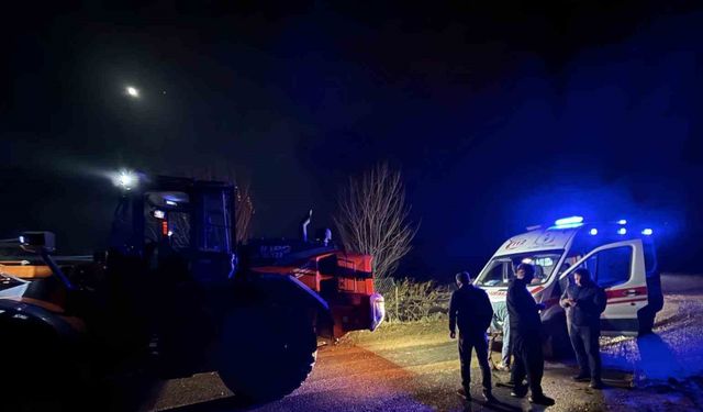 Batman’da hasta almaya giderken yolda kalan ambulansı özel idare ekipleri kurtardı