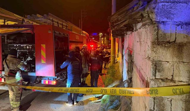 Bursa'da müstakil ev yangını: 1 ölü