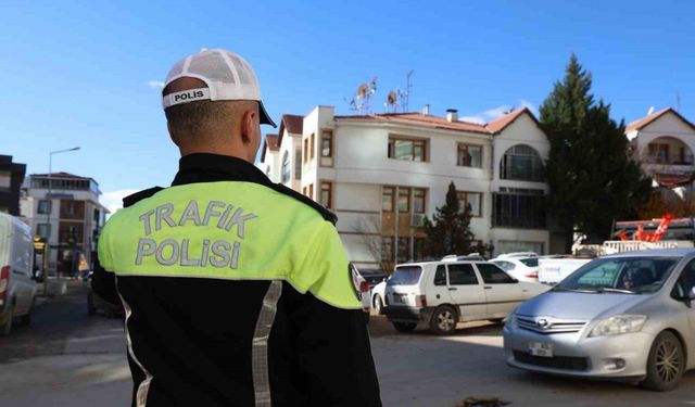 Elazığ’da yoğun bölgelerde trafik denetimi
