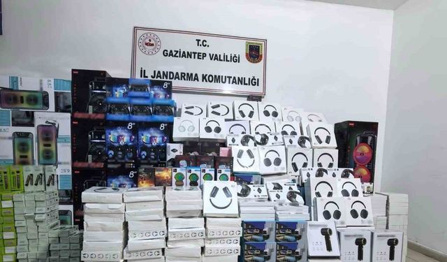 Gaziantep’te 1,5 milyon TL değerinde kaçak elektronik eşya ele geçirildi