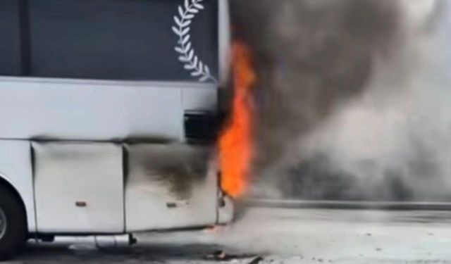 Gaziantep’te yolcu otobüsünde çıkan yangını itfaiye söndürdü