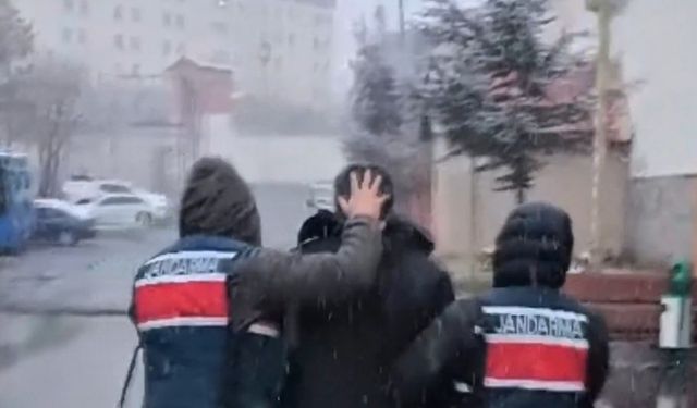 Hakkari’de 2 firari hükümlü yakalandı