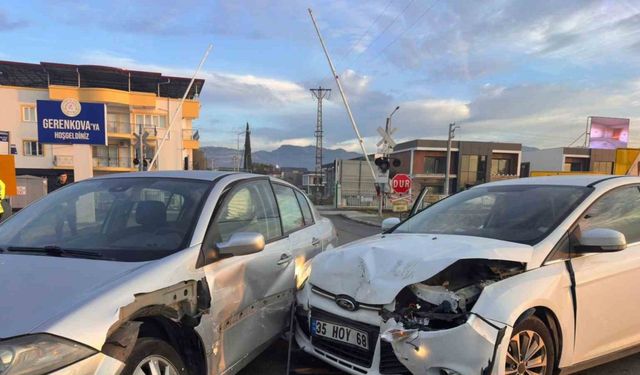 İncirliova’da otomobiller çarpıştı: 1 yaralı