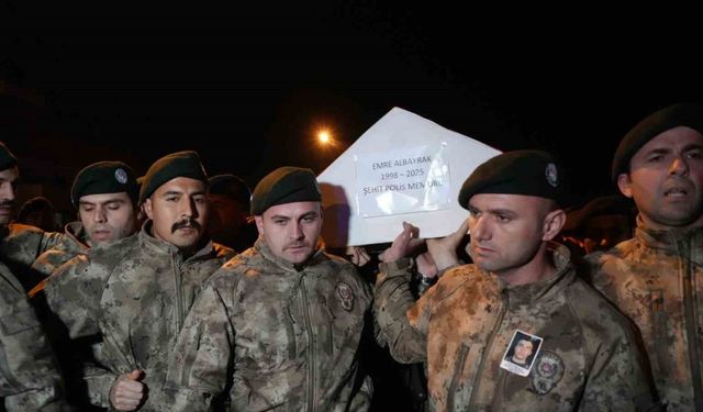 İstanbul’da şehit düşen polis memurunun naaşı Samsun’a getirildi