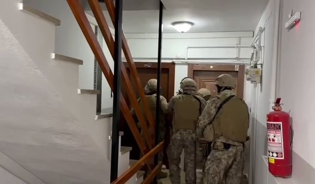 İstanbul’da suç örgütüne operasyon: 20 gözaltı