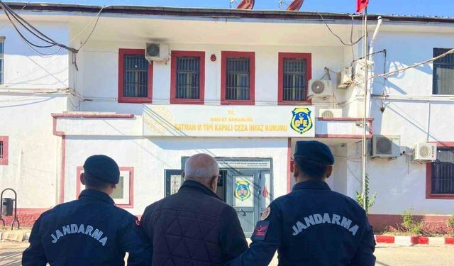 Jandarmadan aranan şahıslara yönelik operasyon: 21 kişi yakalandı