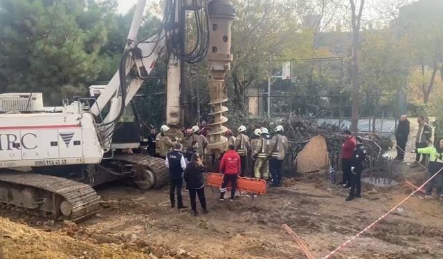 Kadıköy’de inşaat şantiyesinde işçi çukura düşerek yaralandı