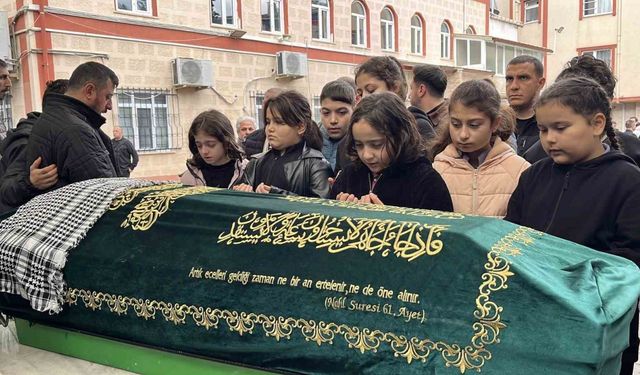 Kazada ölen Miraç İslam, gözyaşlarıyla defnedildi