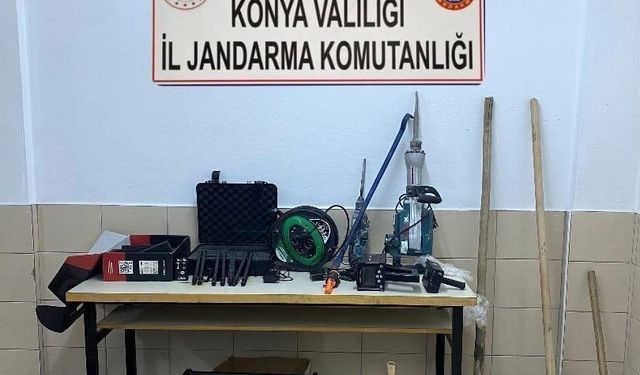 Kulu’da kaçak kazı yapan 8 kişi yakalandı