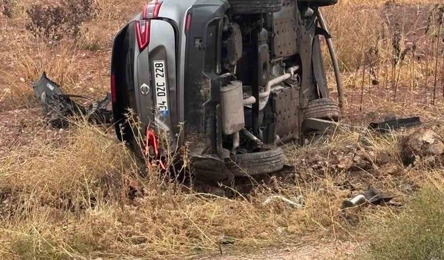 Kurtalan’da devrilen otomobilin sürücüsü yaralandı