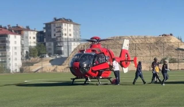 Malatya'da ambulans helikopter yaşlı adam için havalandı