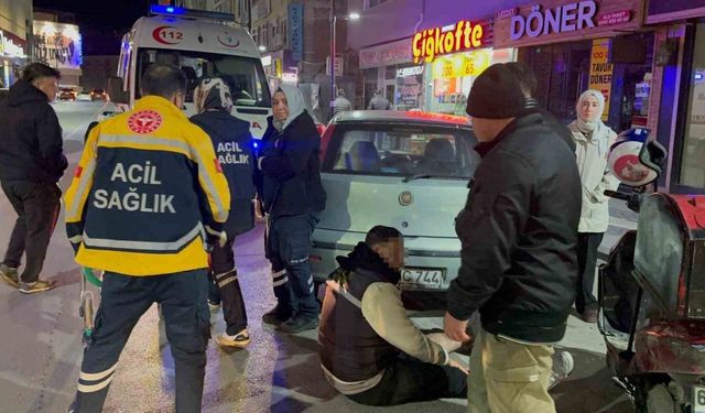 Motosiklet otomobile arkadan çarptı: 1 yaralı