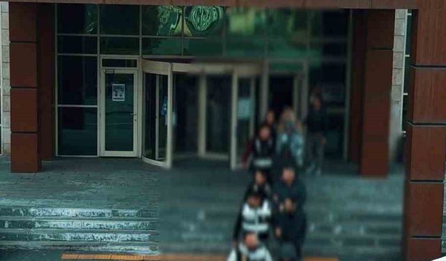 Muş'ta dolandırıcılık operasyonu: 5 tutuklama