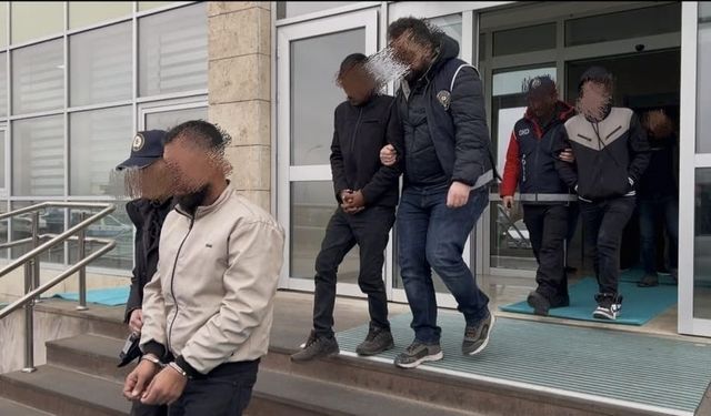 Niğde'de göçmen kaçakçılığı operasyonu: 2 tutuklama