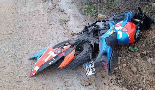 Otomobil ile motosikletin çarpıştı;1 yaralı