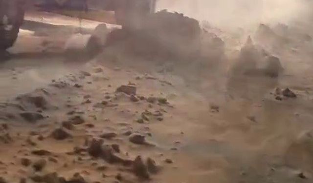 Palandöken geçidinde kar ve tipi nedeniyle mahsur kaldılar