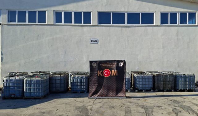 Polis 20 ton kaçak akaryakıt ele geçirdi