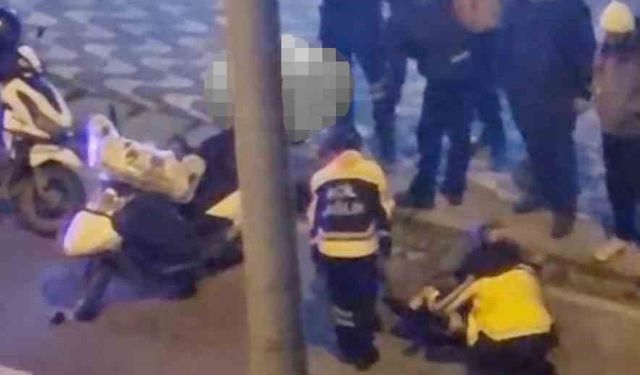 Seyir halindeyken motosikletten düşen kurye yaralandı