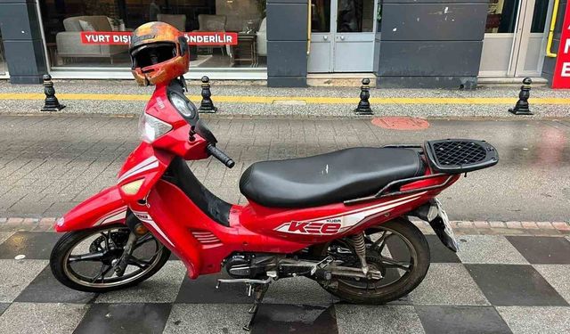 Sinop'ta motosiklet ve motokuryelere fırtına yasağı