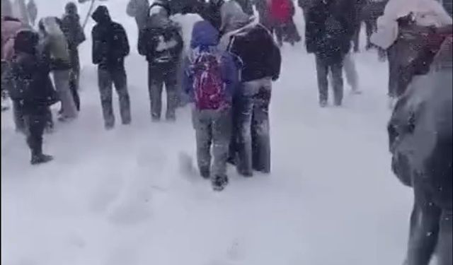 Şırnak okullar bölgesinde öğrenciler mahsur kaldı