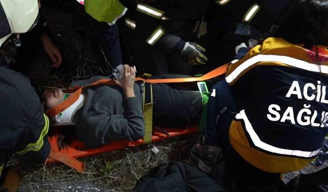 Takla atan otomobil hurdaya döndü: Aynı aileden 3 kişi yaralandı