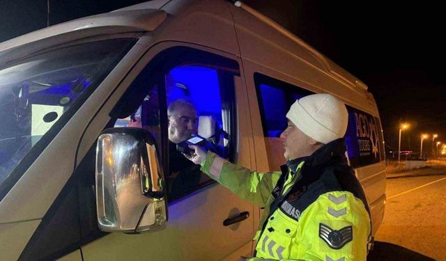 Trafik uygulamasında 49 araç trafikten men edildi