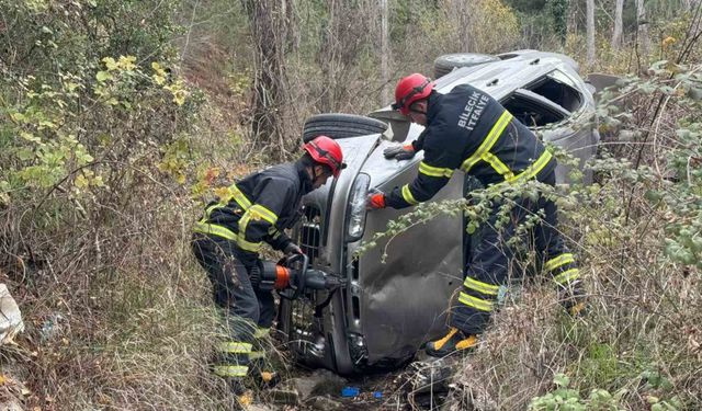 Uçurumdan yuvarlanan araçtan burnu bile kanamadan çıktı