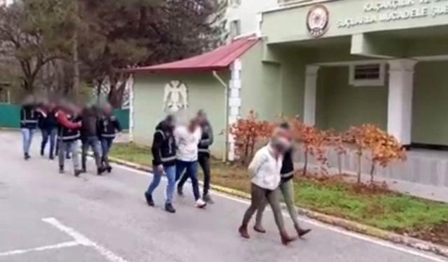 Uşak'ta tefecilere yönelik operasyonda 5 şüpheli gözaltına alındı