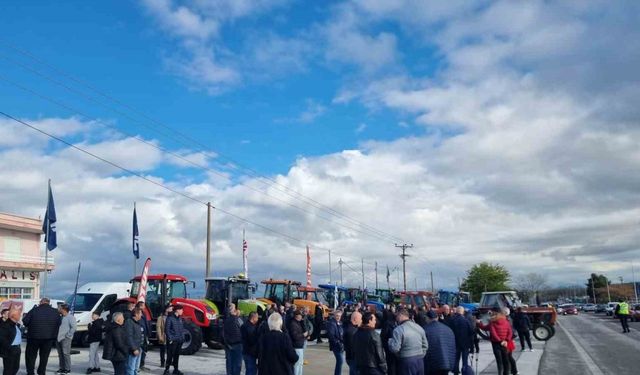 Yunanistan’da çiftçiler yol kapattı, polisle gerilim arttı