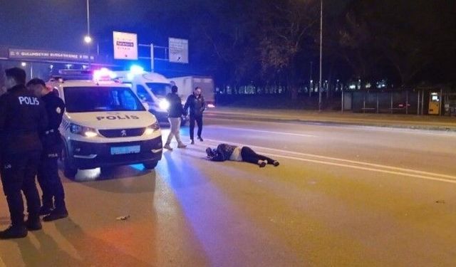 Bursa'da 100 metre ilerideki üst geçidi kullanmadı canından oluyordu