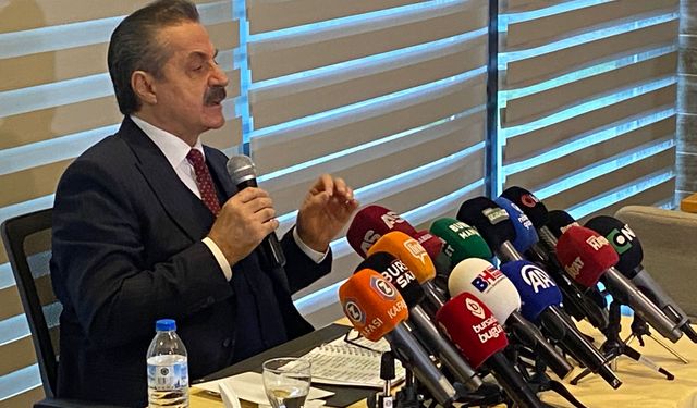 Faruk Çelik'ten Erkan Aydın'a: Bu twiti atanı bulmak göreviniz