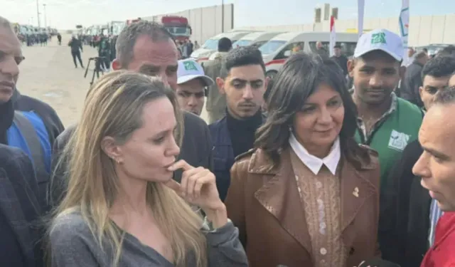 Angelina Jolie, Refah sınırında Gazzelileri ziyaret etti